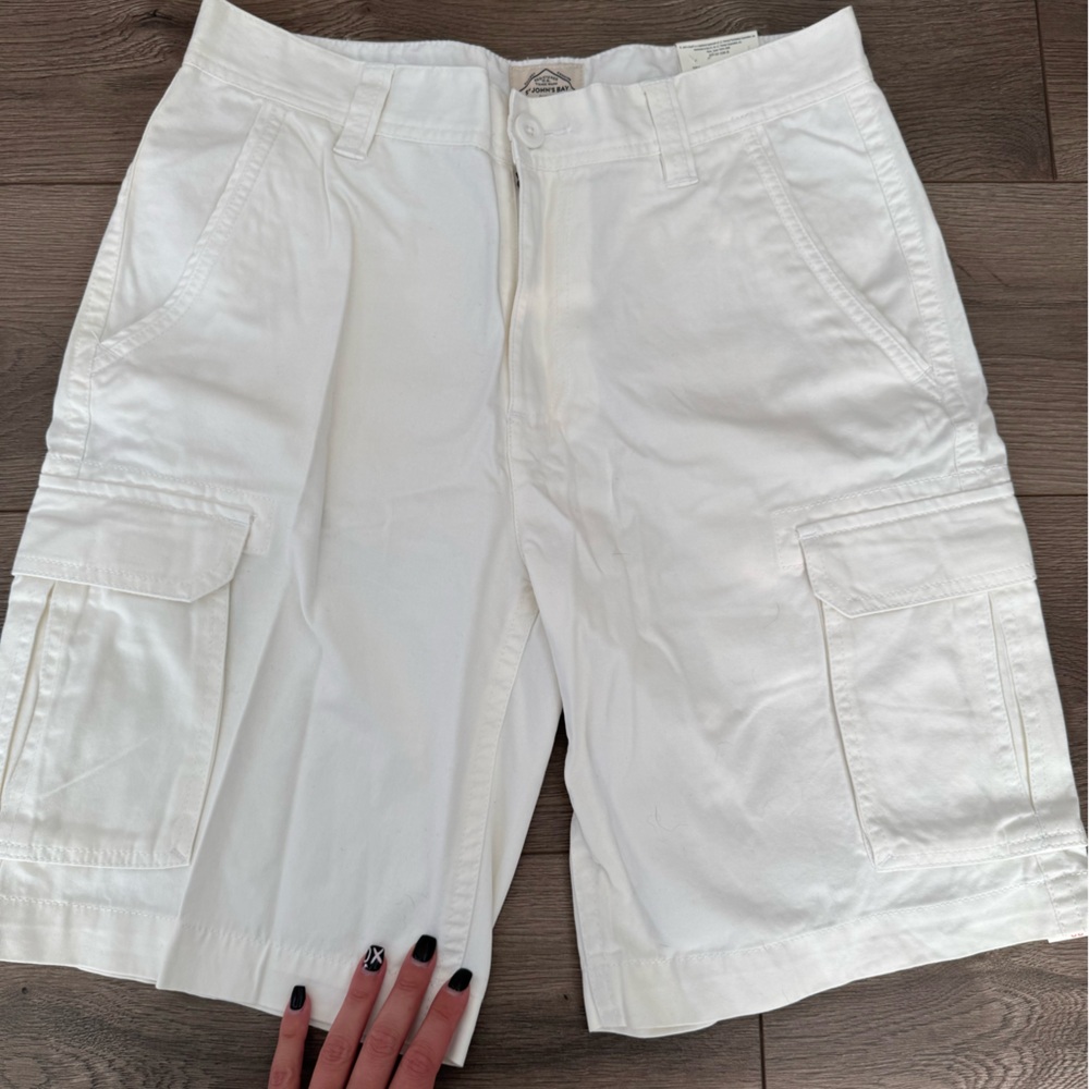 St. John’s Bay White cargo shorts